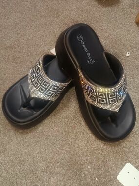 Black Rhinestone Embellished Platform Thong Sandals